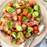 How to make Spanish-Inspired Tomato Salad