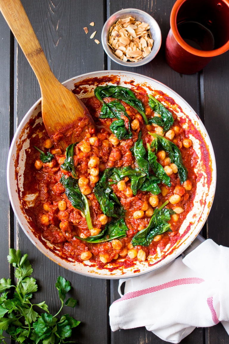 Spanish chickpea and spinach stew - Lazy Cat Kitchen