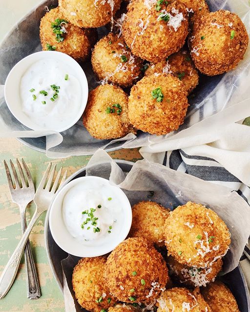 Cheddar, Bacon And Chive Potato Croquettes With Sour Cream Sauce